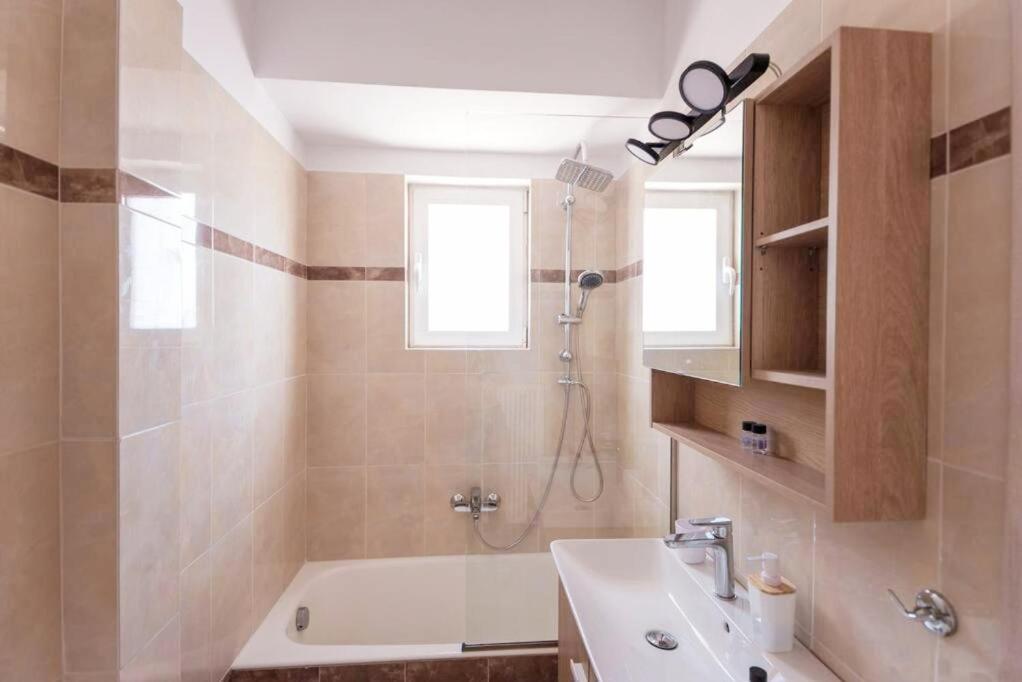 Like At Home No2 Athènes Extérieur photo